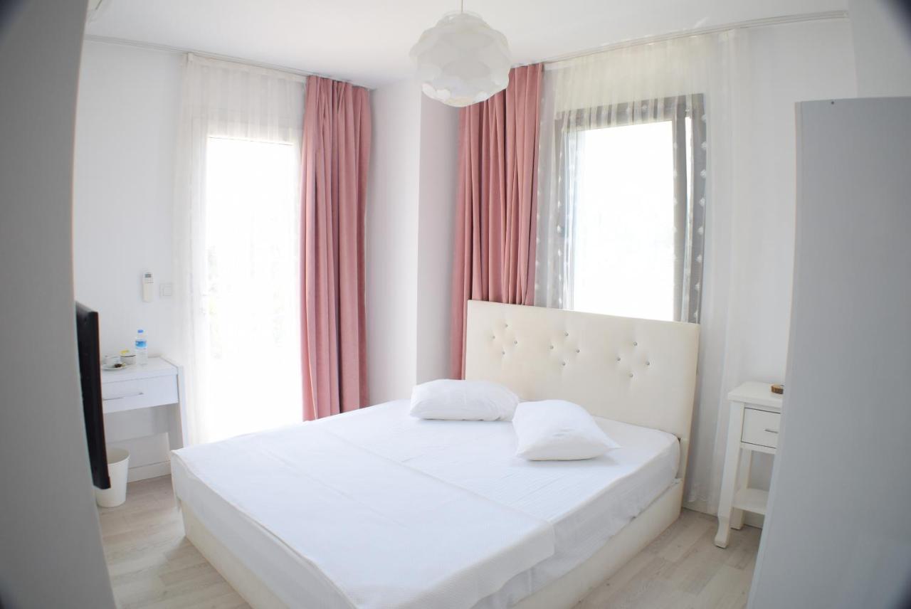 Forever Alacati Boutique Hotel (Adults Only) Buitenkant foto